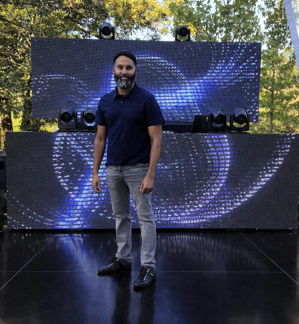 AK Musik destination wedding DJ in Porto Portugal